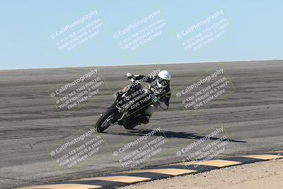 media/Oct-13-2025-Moto Forza (Mon) [[a66d839500]]/4-C Group/Session 2 (Bowl)/